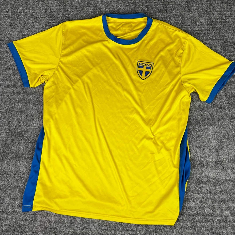 Sweden National Soccer Jersey Size XL